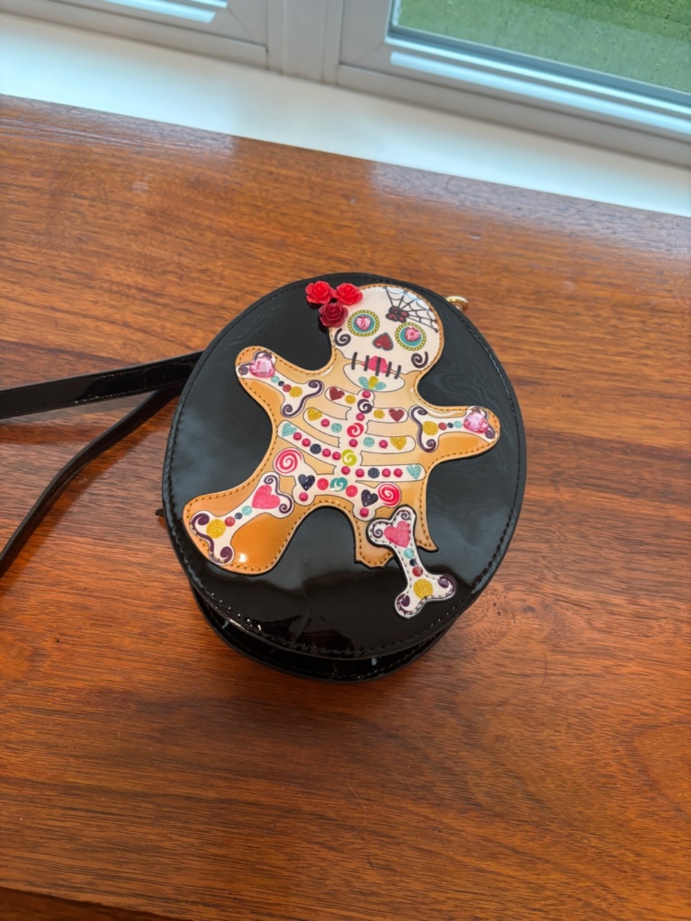 BETSEY JOHNSON HALLOWEEN GINGERBREAD BONES BLACK KITSCH CROSSBODY Purse